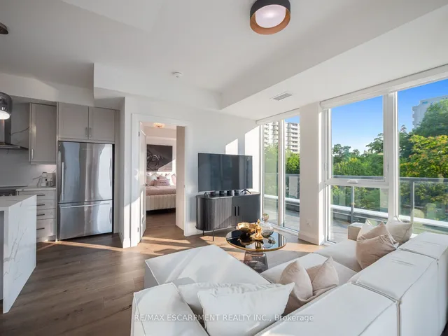 Additional property image - 500 Brock Ave Unit 302