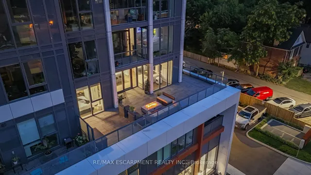 Additional property image - 500 Brock Ave Unit 302