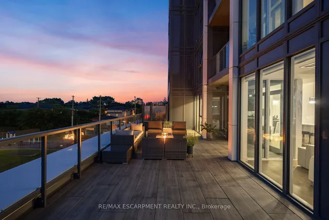 Additional property image - 500 Brock Ave Unit 302