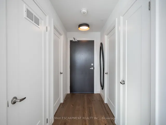 Additional property image - 500 Brock Ave Unit 302