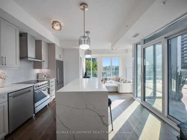 Additional property image - 500 Brock Ave Unit 302