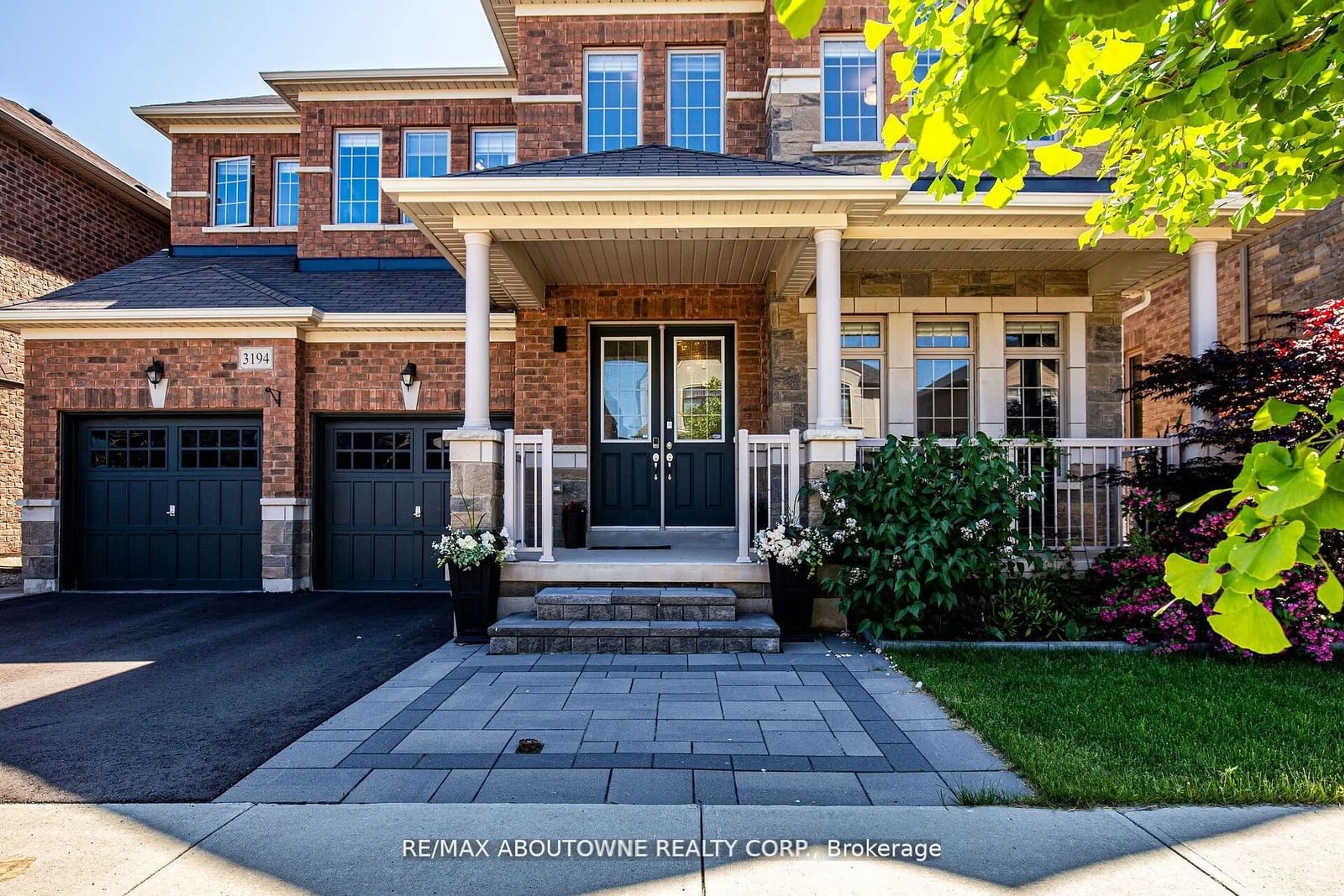 Home with brick exterior material, street for 3194 Buttonbush Tr, Oakville Ontario L6H 7H5