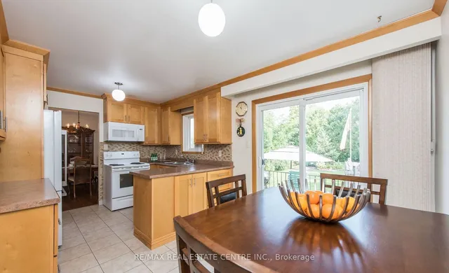 Additional image 33 of 19 Meadowland Gate