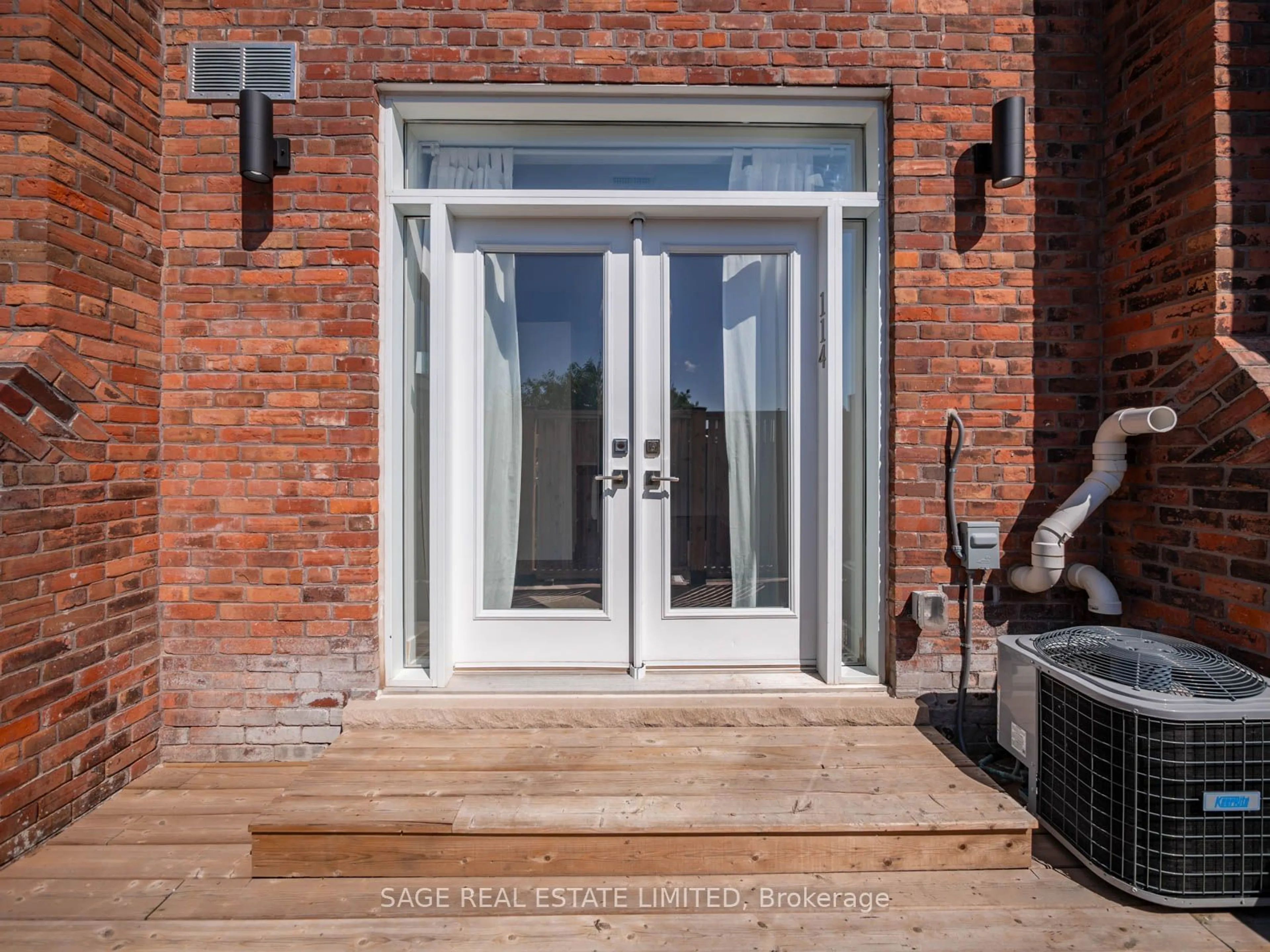 Indoor entryway for 1183 Dufferin St #114, Toronto Ontario M6H 4B7