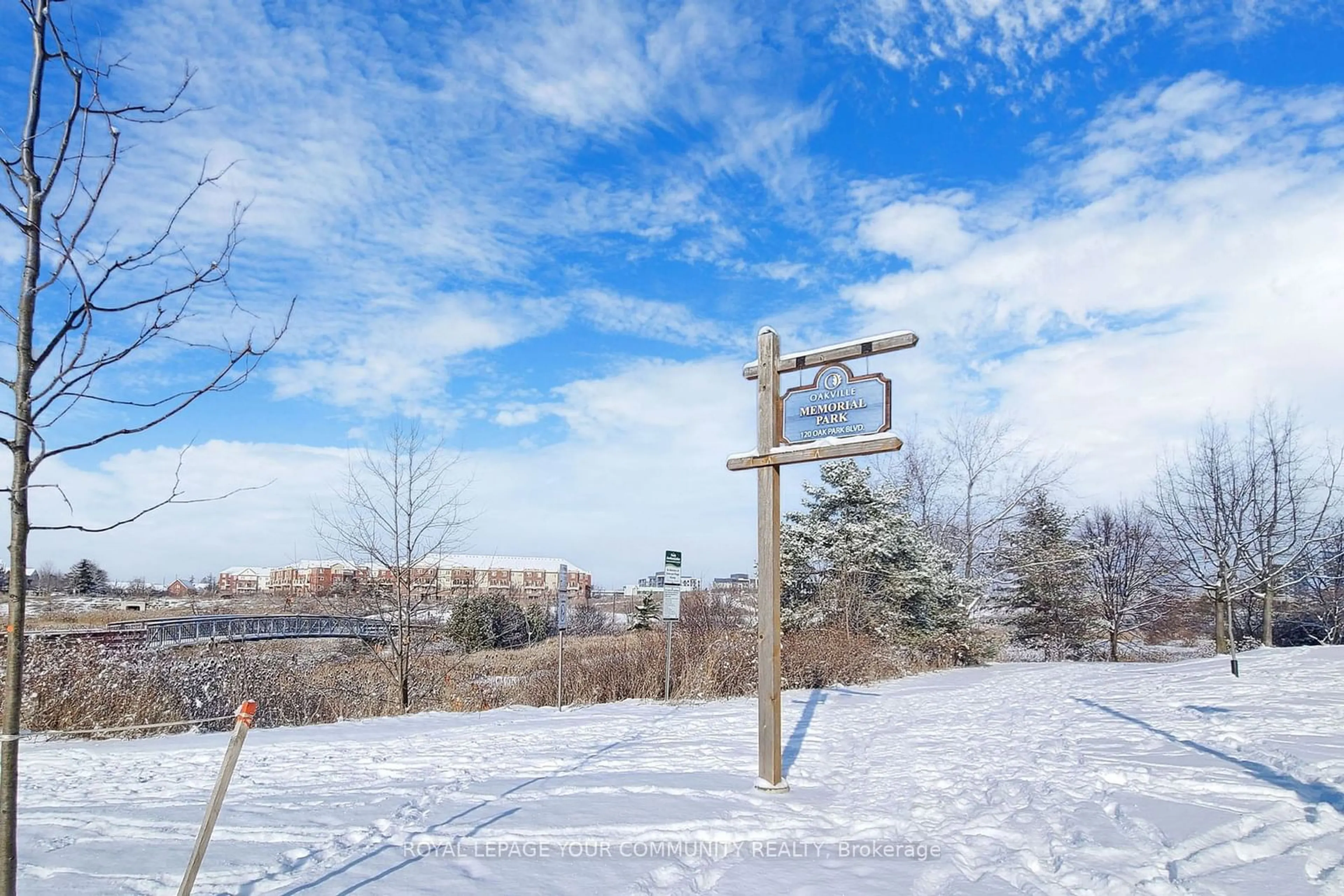 Patio, unknown for 88 Gatwick Dr, Oakville Ontario L6H 6V2