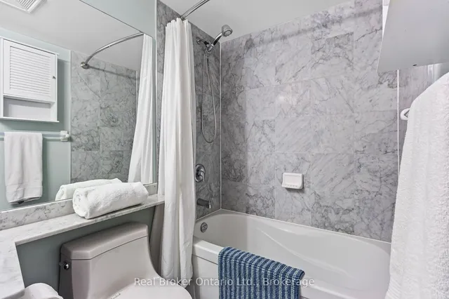Additional property image - 50 Absolute Ave Unit 3701