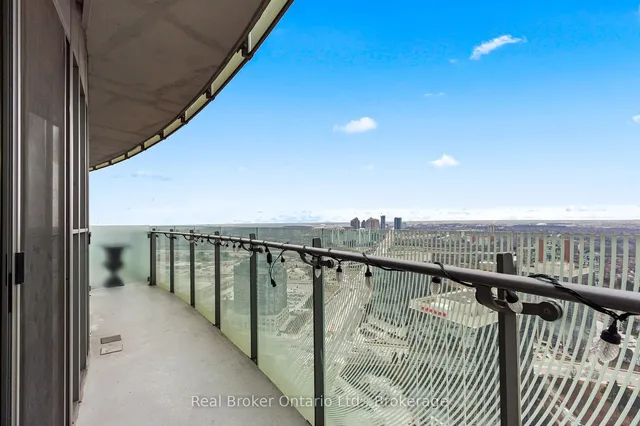 Additional property image - 50 Absolute Ave Unit 3701