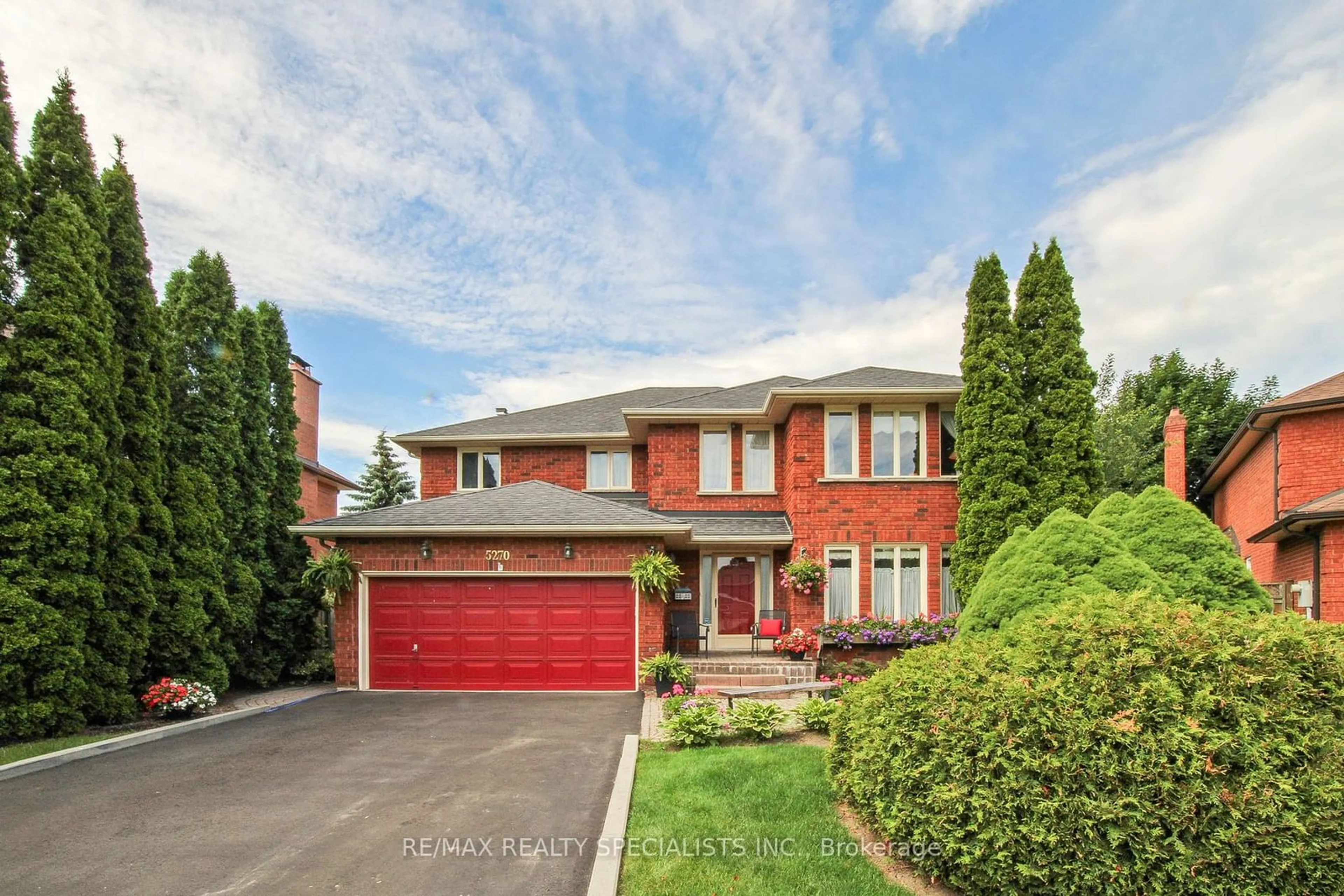 Home with brick exterior material, street for 5270 Giacco Crt, Mississauga Ontario L5M 3T1