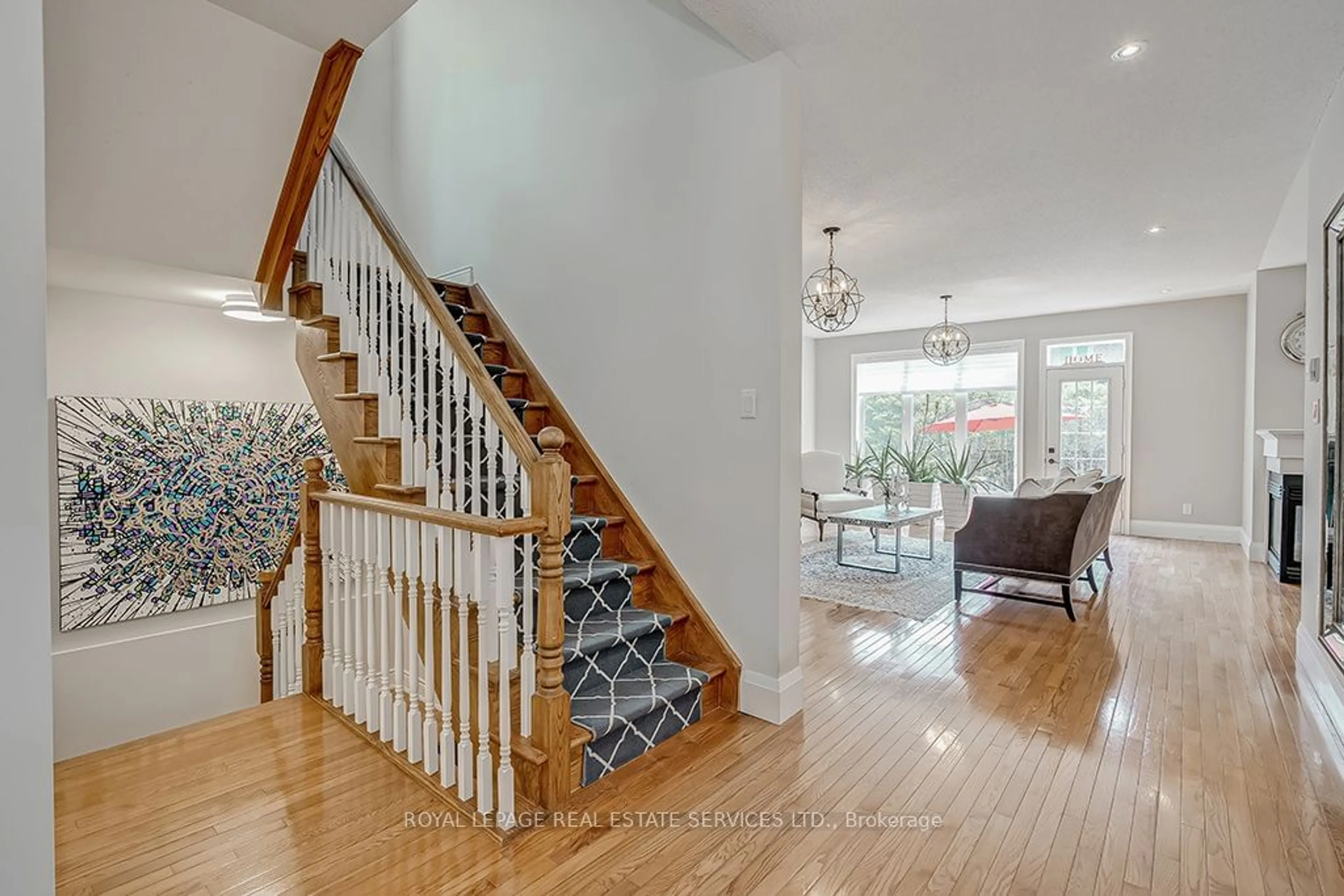 Stairs for 128 Morden Rd #2, Oakville Ontario L6K 2R9