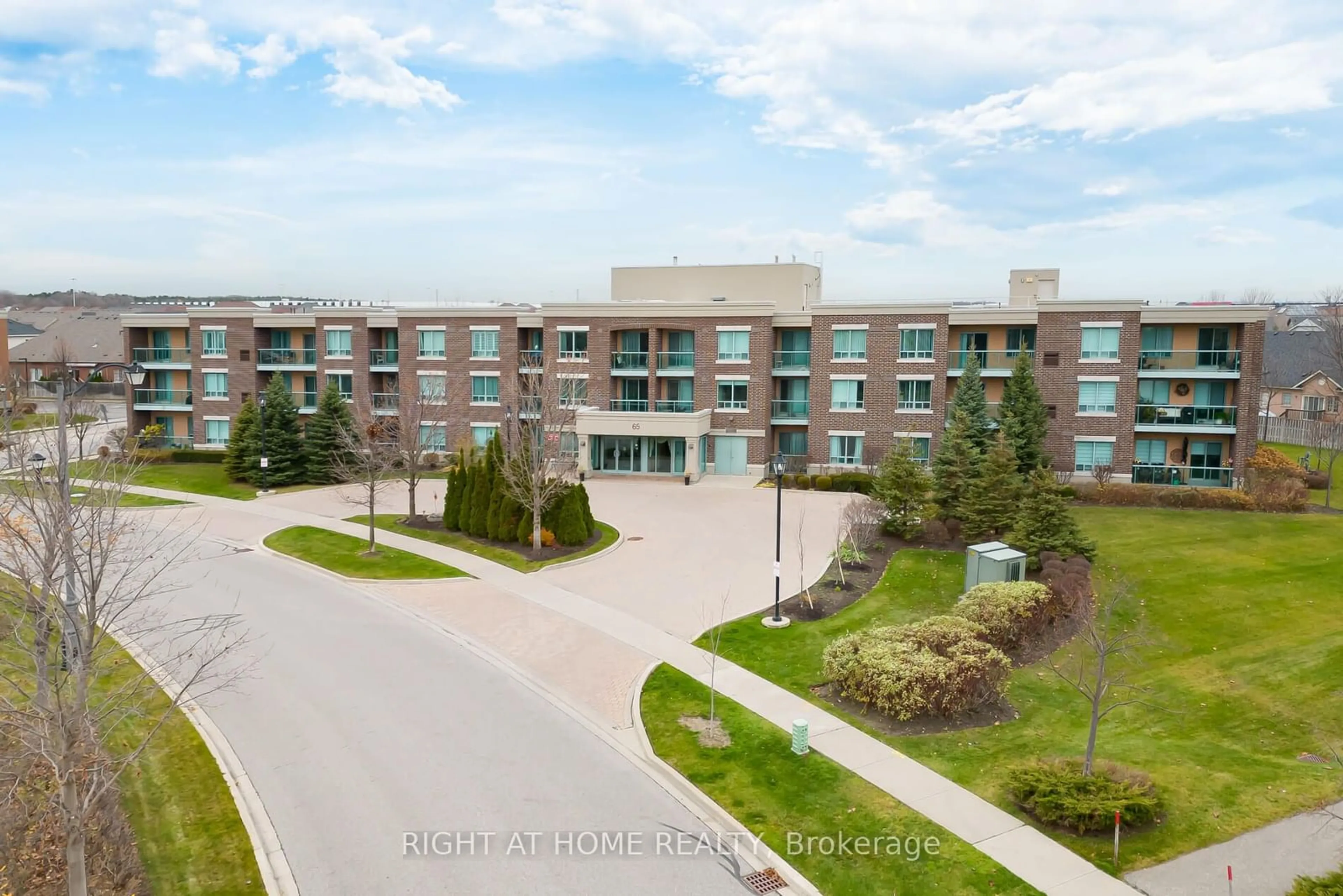 A pic from outside/outdoor area/front of a property/back of a property/a pic from drone, building for 65 Via Rosedale #303, Brampton Ontario L6R 3N8