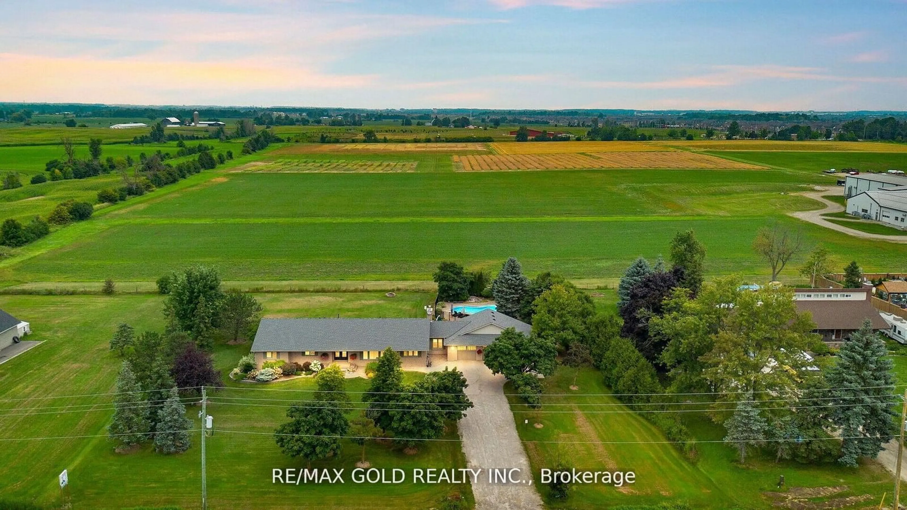 A pic from outside/outdoor area/front of a property/back of a property/a pic from drone, water/lake/river/ocean view for 12165 Mississauga Rd, Caledon Ontario L7C 1X1