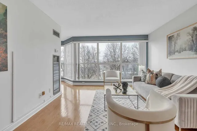 Additional property image - 2267 Lake Shore Blvd Unit 411