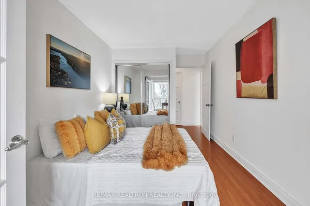 Additional property image - 2267 Lake Shore Blvd Unit 411