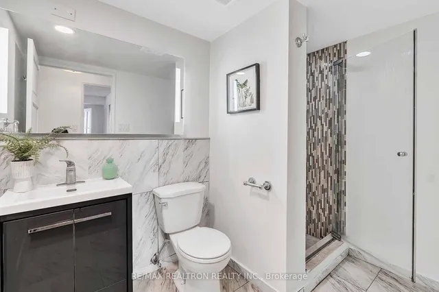Additional property image - 2267 Lake Shore Blvd Unit 411