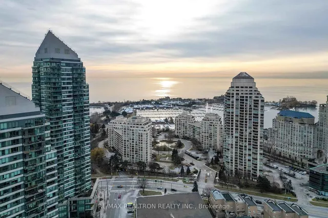 Additional property image - 2267 Lake Shore Blvd Unit 411