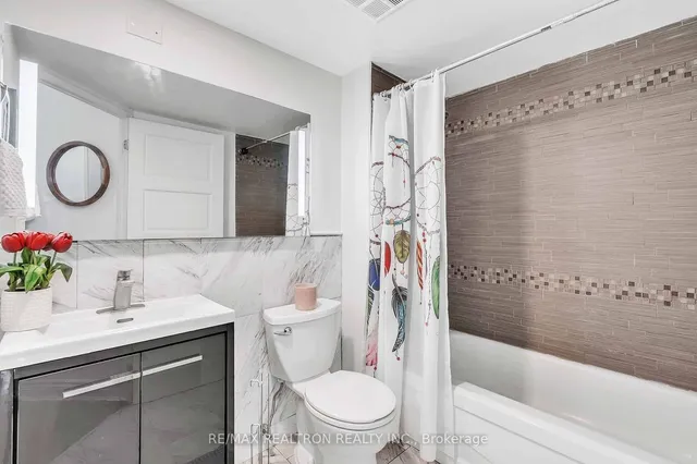 Additional property image - 2267 Lake Shore Blvd Unit 411