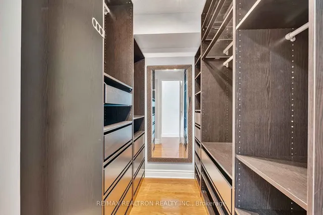 Additional property image - 2267 Lake Shore Blvd Unit 411