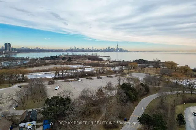 Additional property image - 2267 Lake Shore Blvd Unit 411