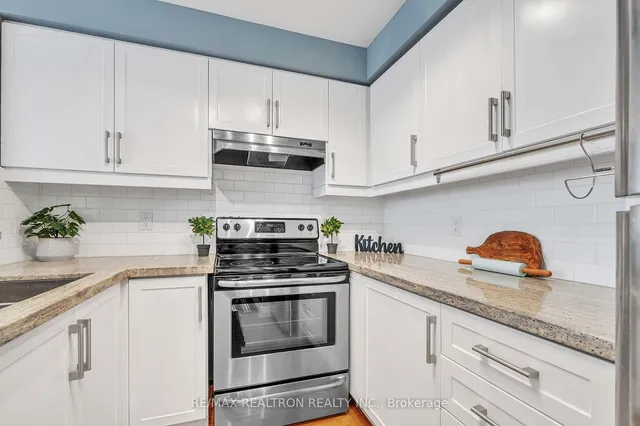 Additional property image - 2267 Lake Shore Blvd Unit 411