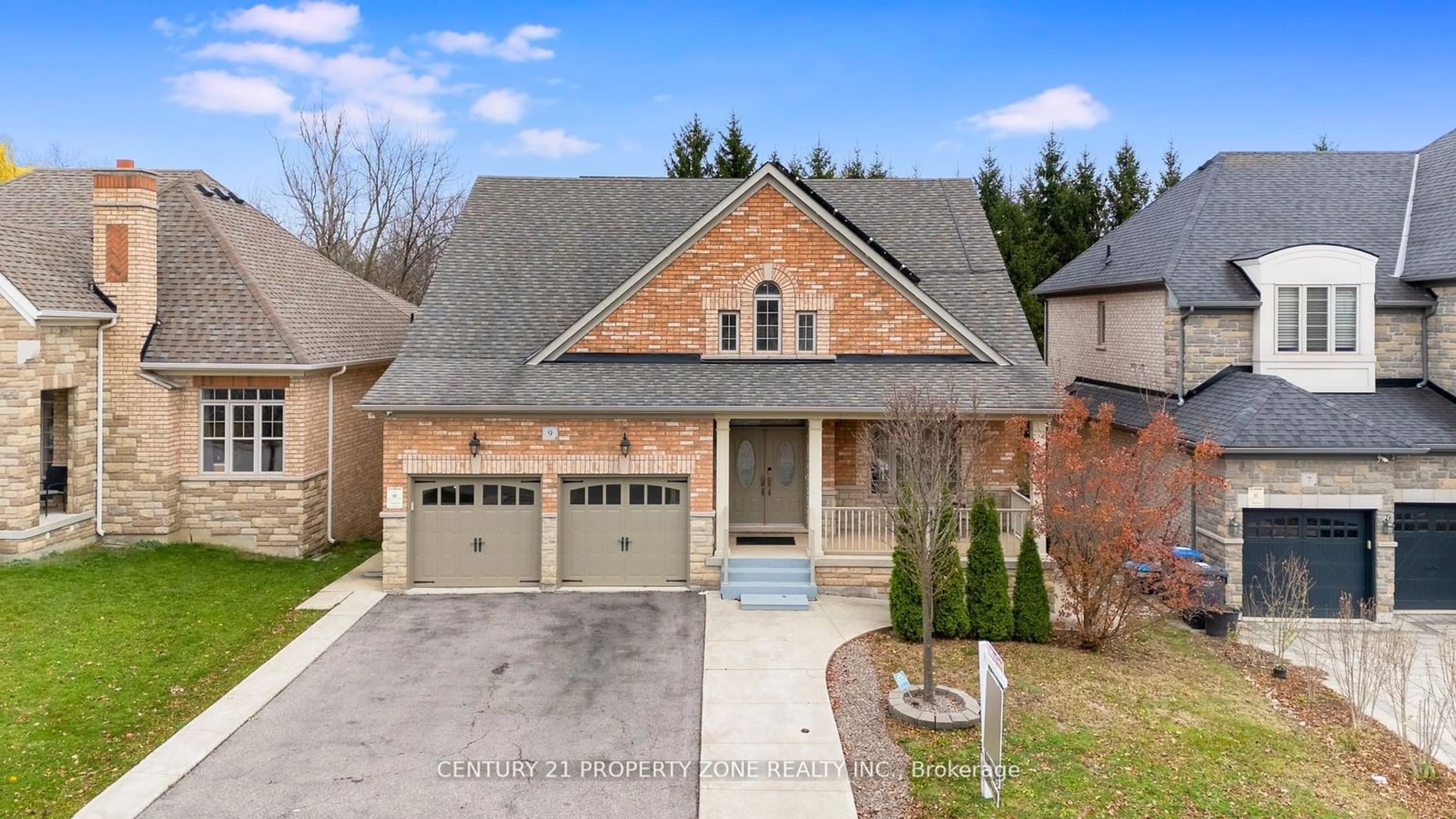 Home with brick exterior material, street for 9 Haywoood Dr, Brampton Ontario L6X 0W1