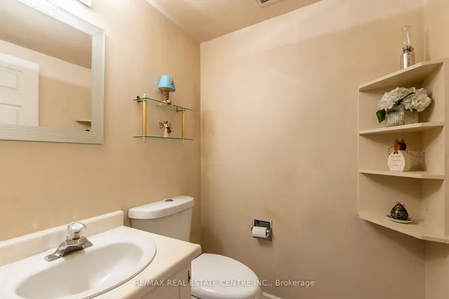 Additional property image - 81 Millside Dr Unit 902