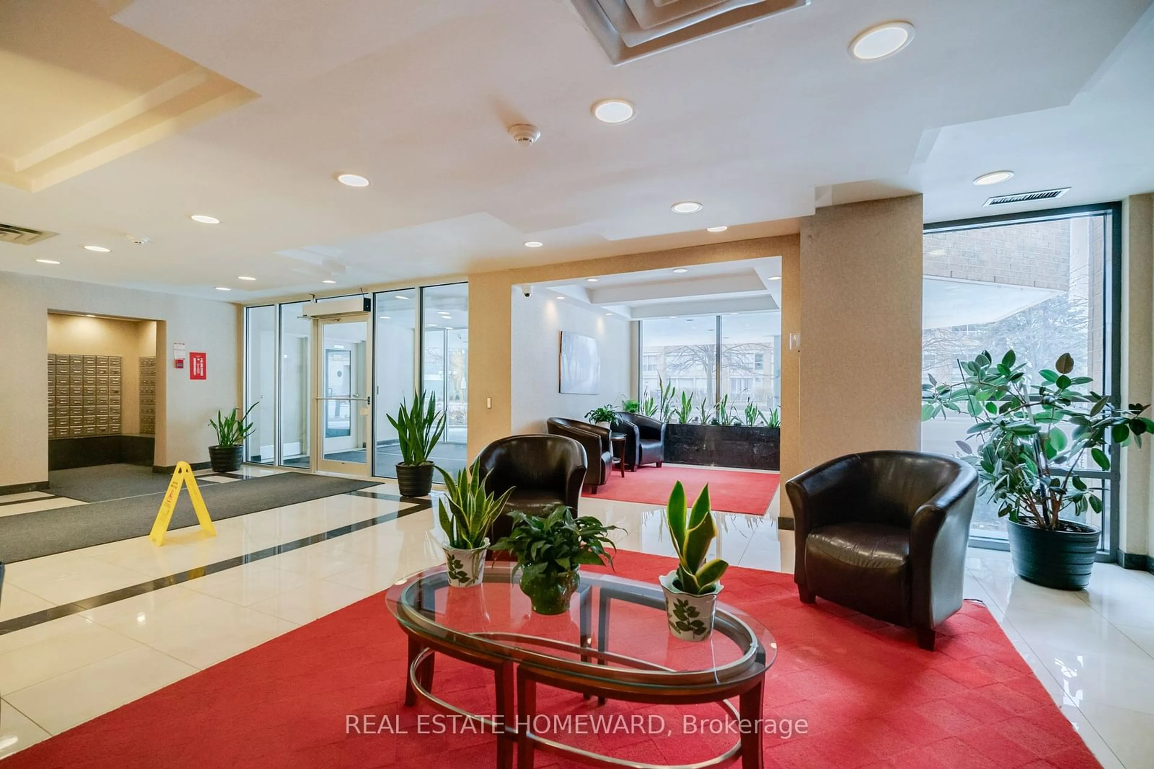 Lobby for 300 Webb Dr #1009, Mississauga Ontario L5B 3W3