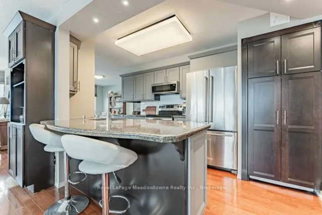 Additional property image - 100 Millside Dr Unit 1408