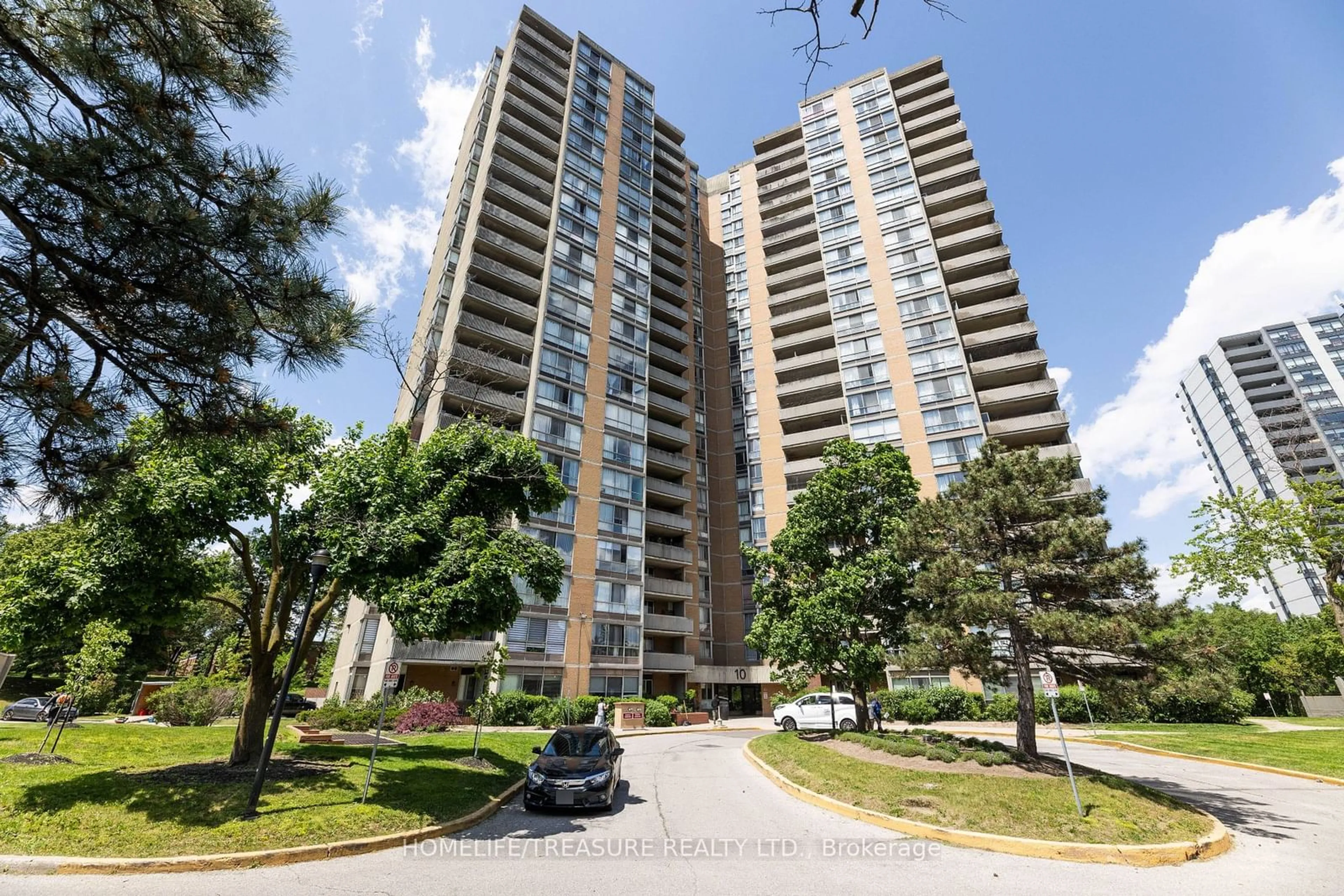 A pic from outside/outdoor area/front of a property/back of a property/a pic from drone, unknown for 10 Martha Eaton Way #2304, Toronto Ontario M6M 5B3