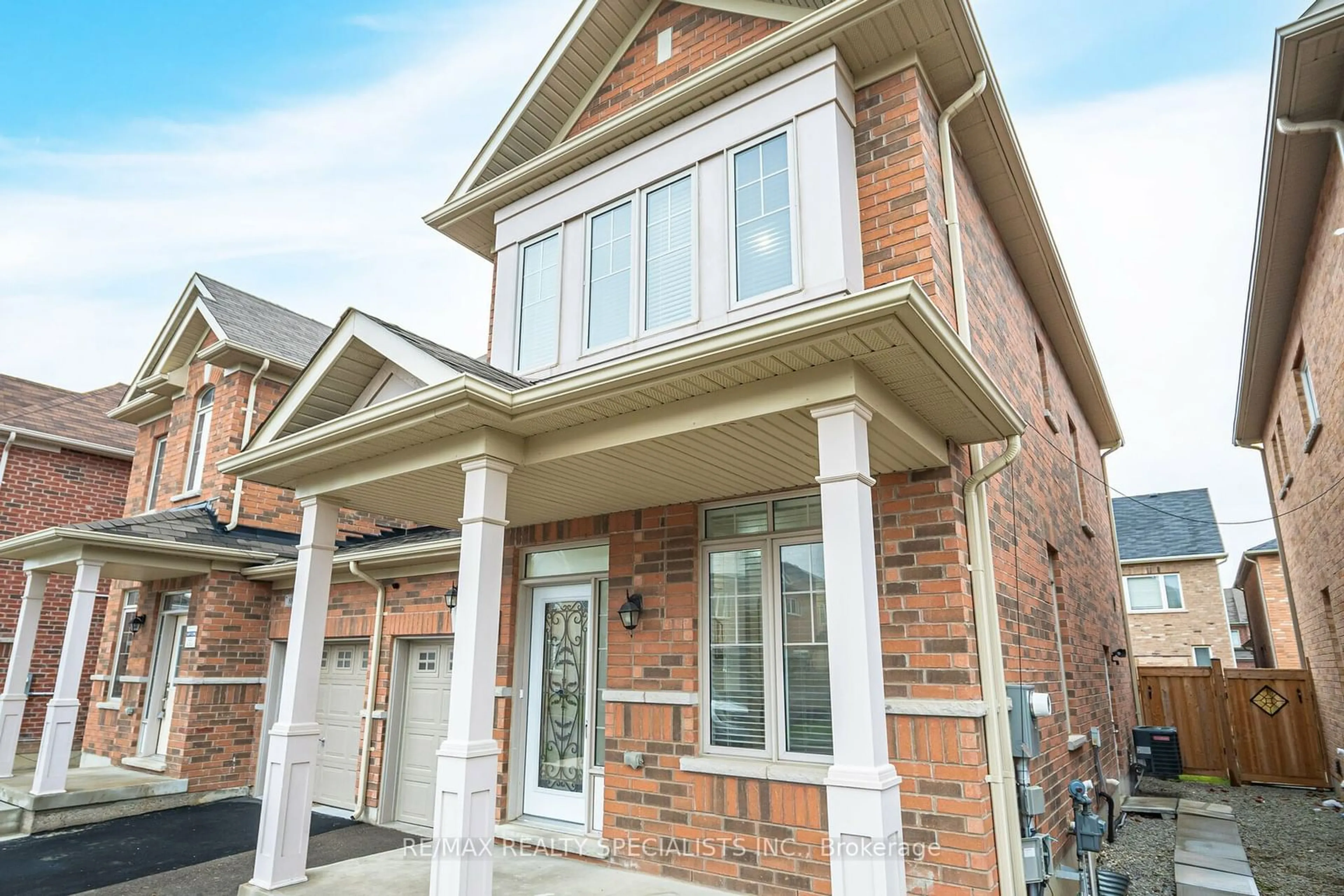 Home with brick exterior material, street for 90 Truro Circ, Brampton Ontario L7A 4E5