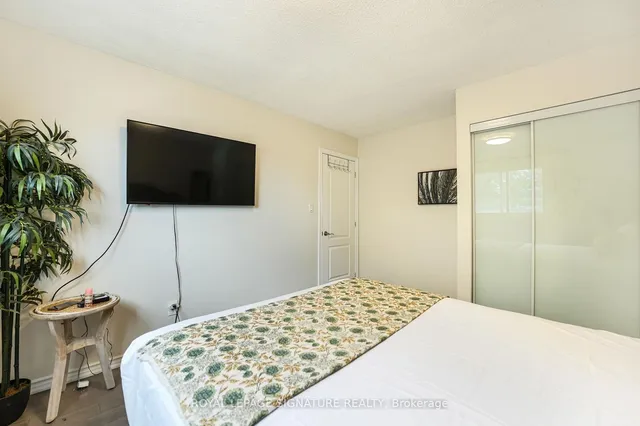 Additional property image - 1521 Ealing Crt