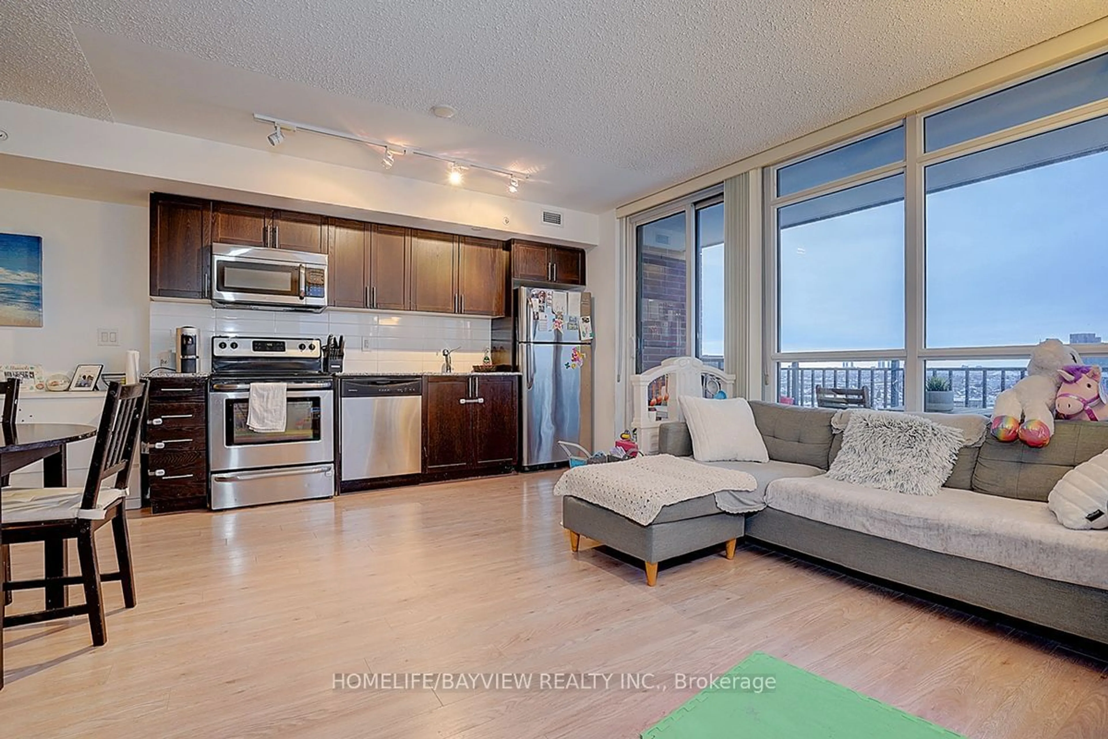 Open concept kitchen, unknown for 800 Lawrence Ave #1723, Toronto Ontario M6A 0B1