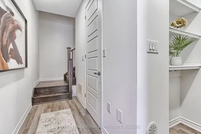 Additional image 2 of 1565 Moira Cres