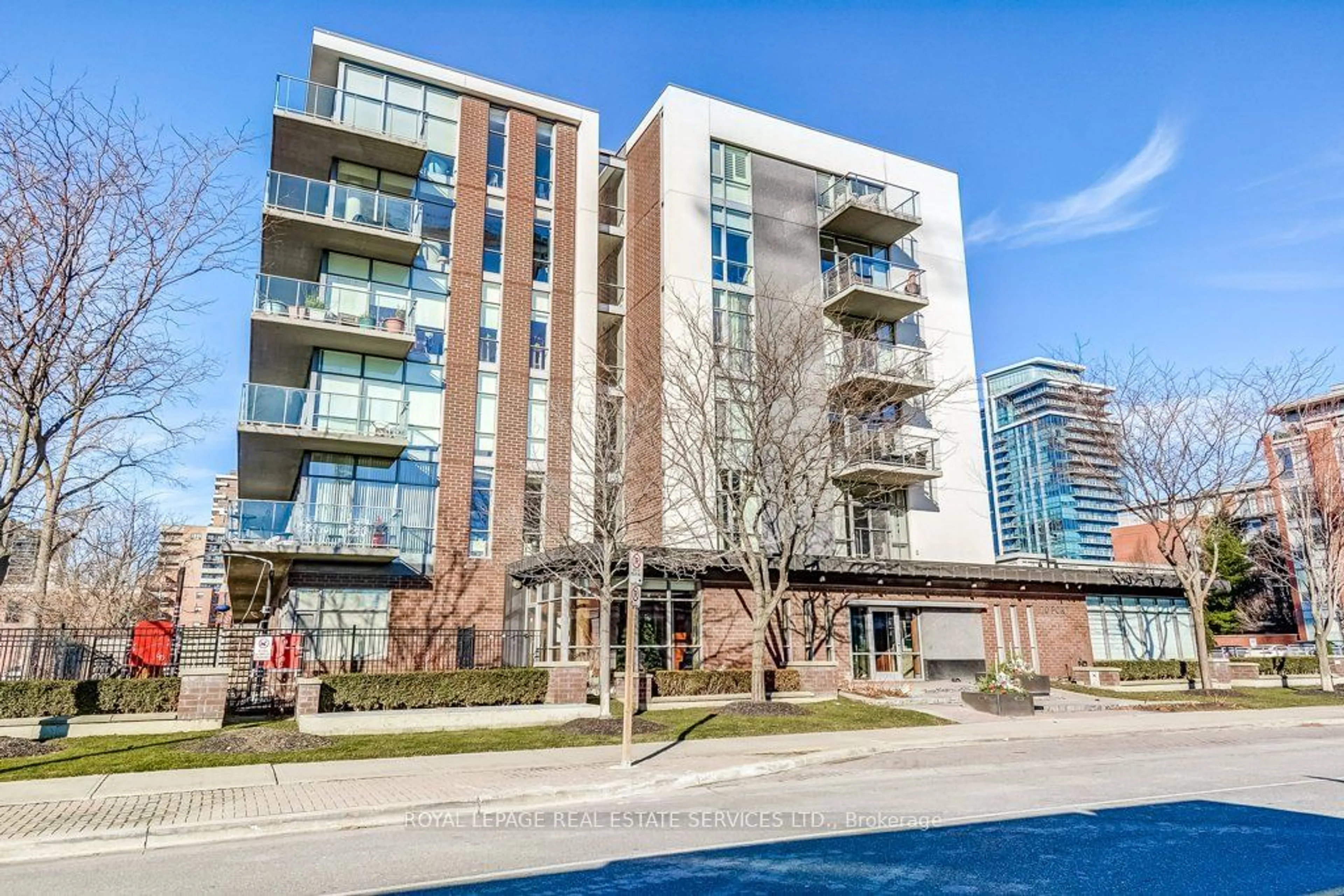 Patio, unknown for 70 Port St #208, Mississauga Ontario L5G 4V8