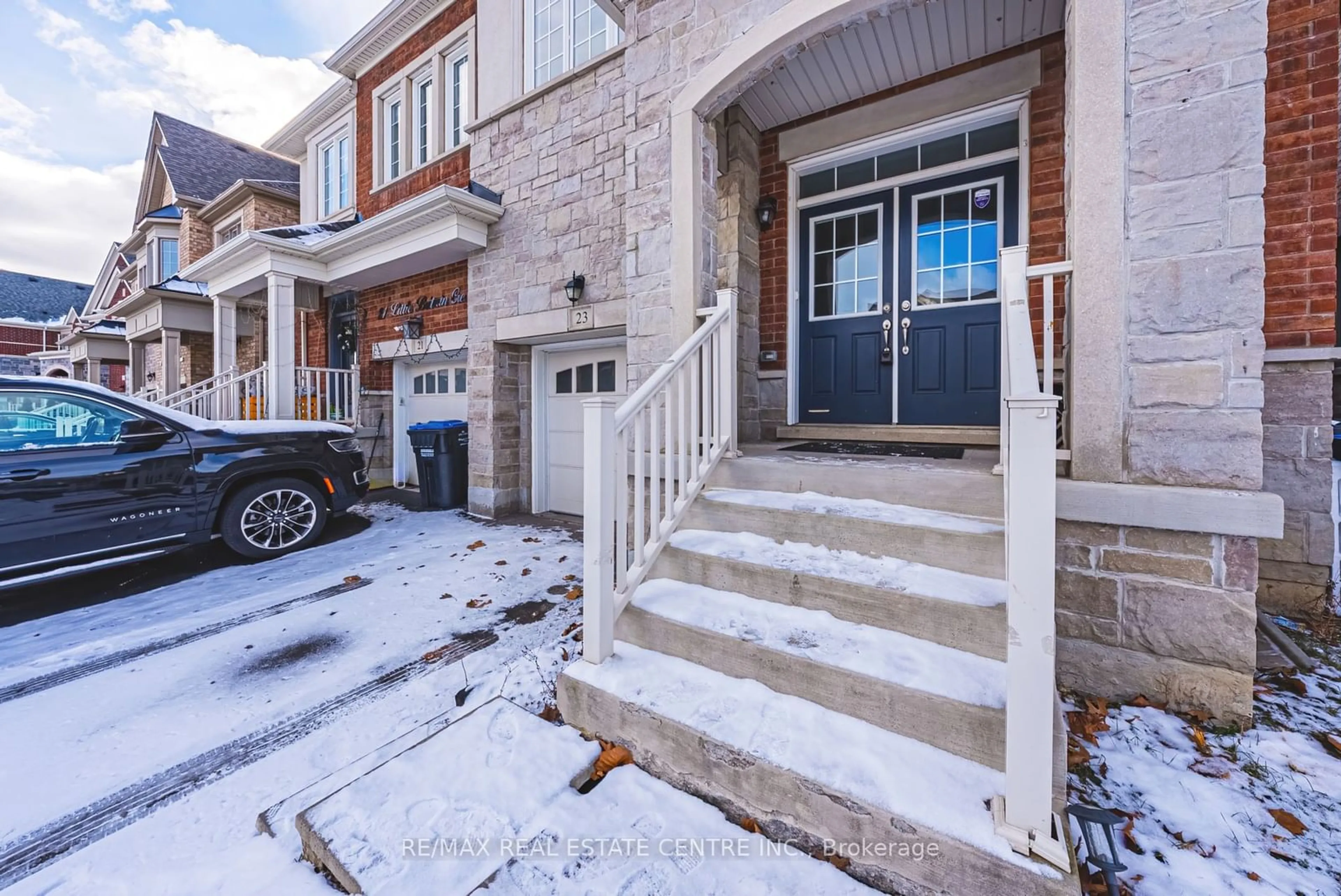 Unknown for 23 Little Britain Cres, Brampton Ontario L6Y 6A9