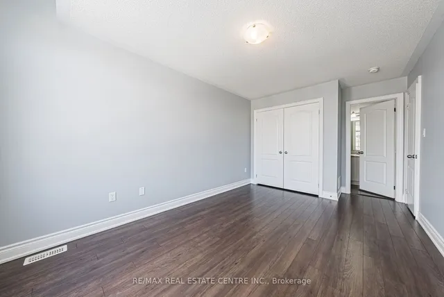 Additional property image - 23 Little Britain Cres