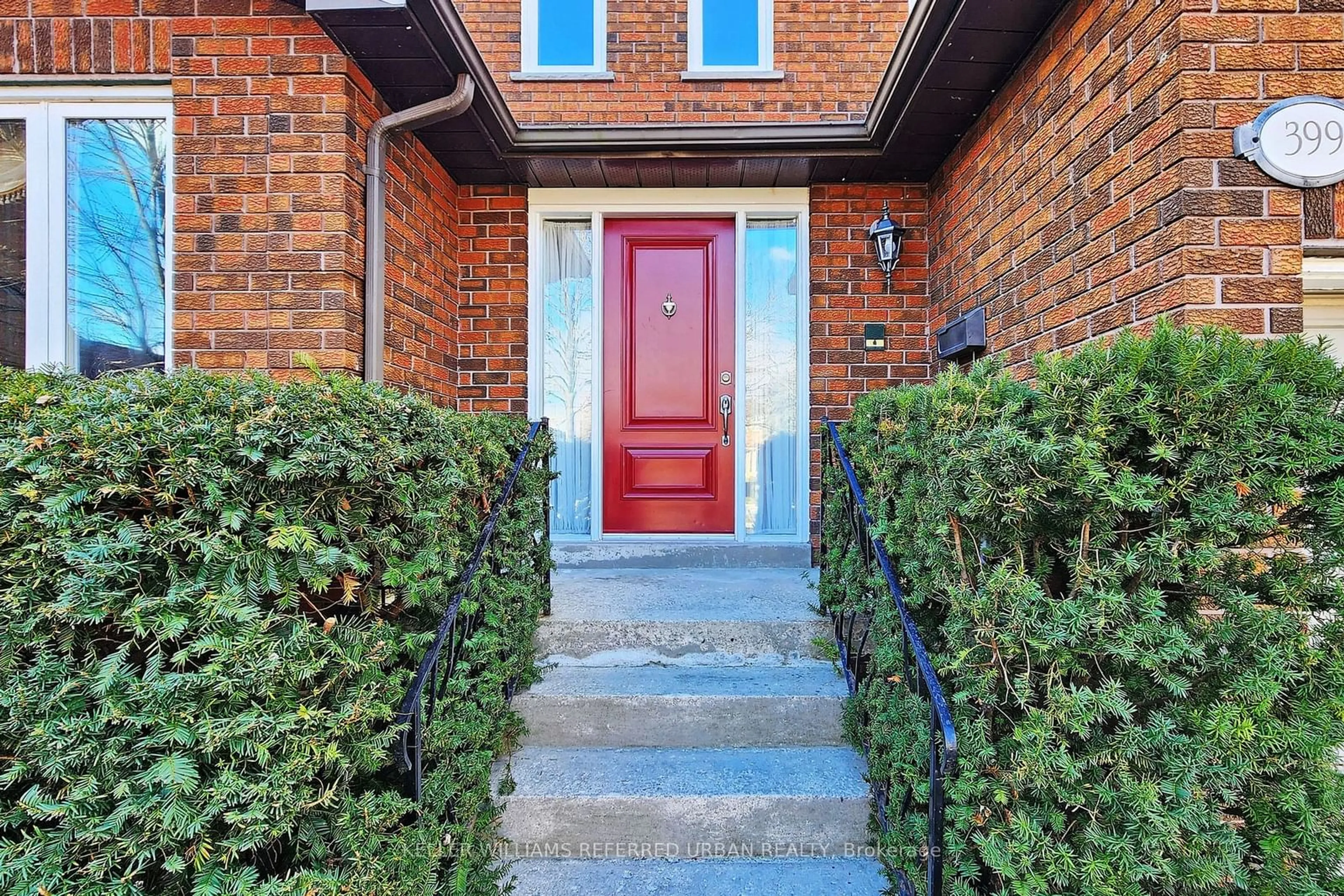 Home with brick exterior material, street for 399 The Thicket, Mississauga Ontario L5G 4P6