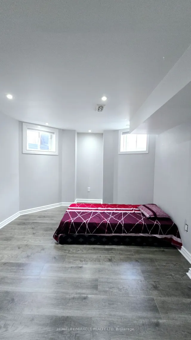 Additional property image - 33 Atira Ave