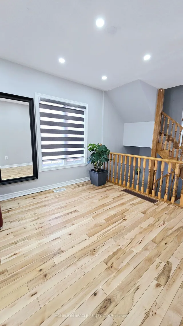 Additional property image - 33 Atira Ave