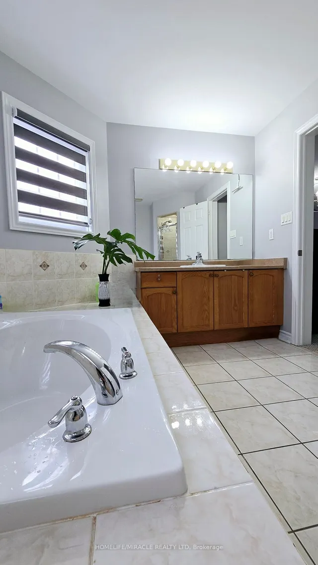 Additional property image - 33 Atira Ave