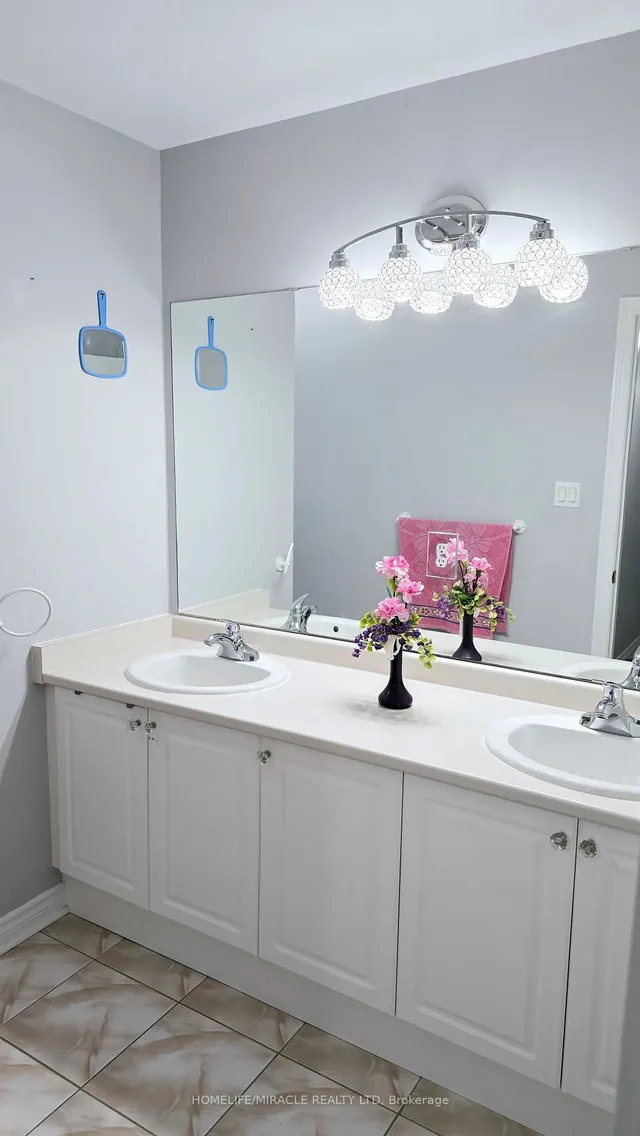 Additional property image - 33 Atira Ave