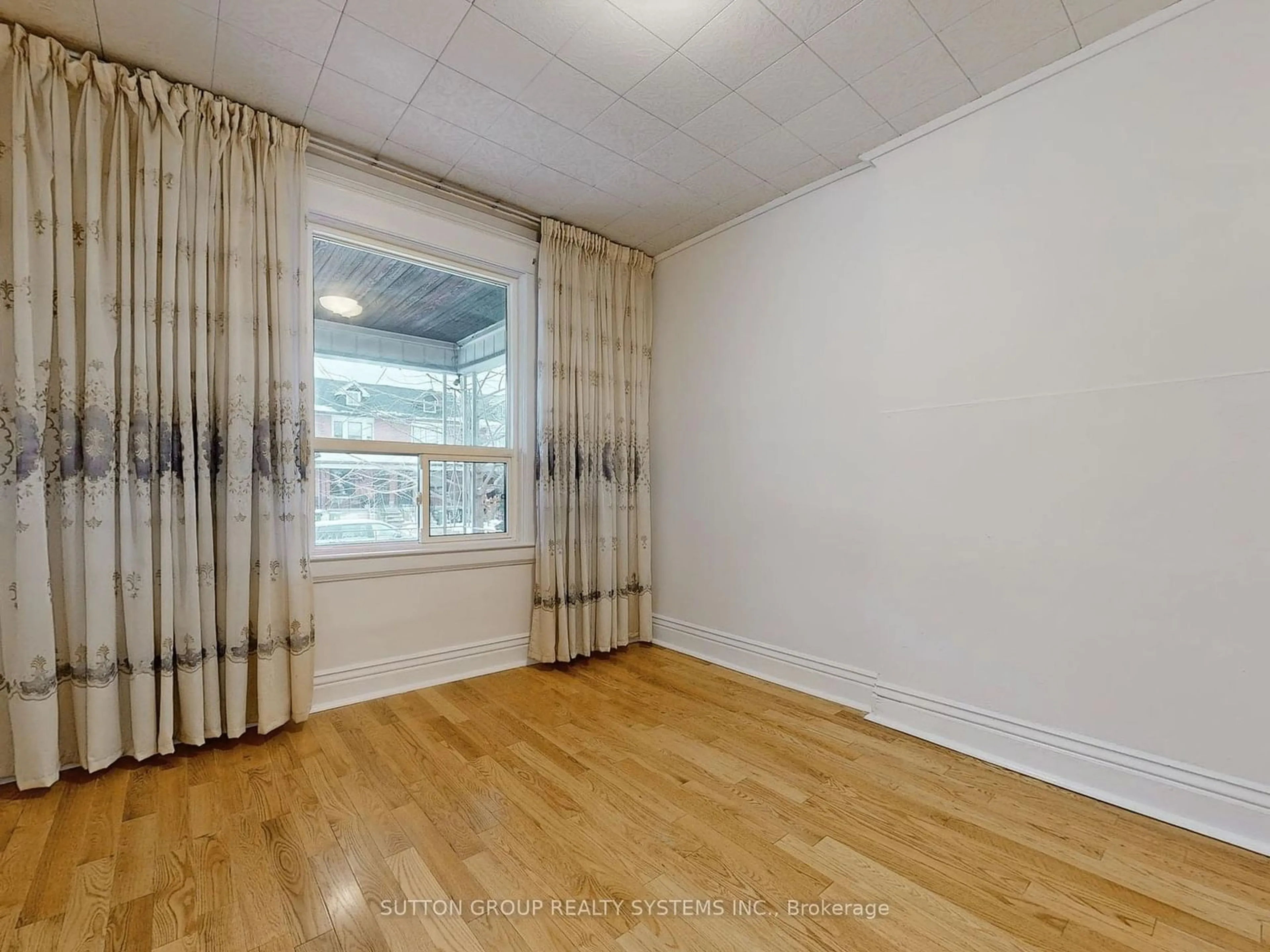 A pic of a room for 24 Norton Ave, Toronto Ontario M6E 1E2