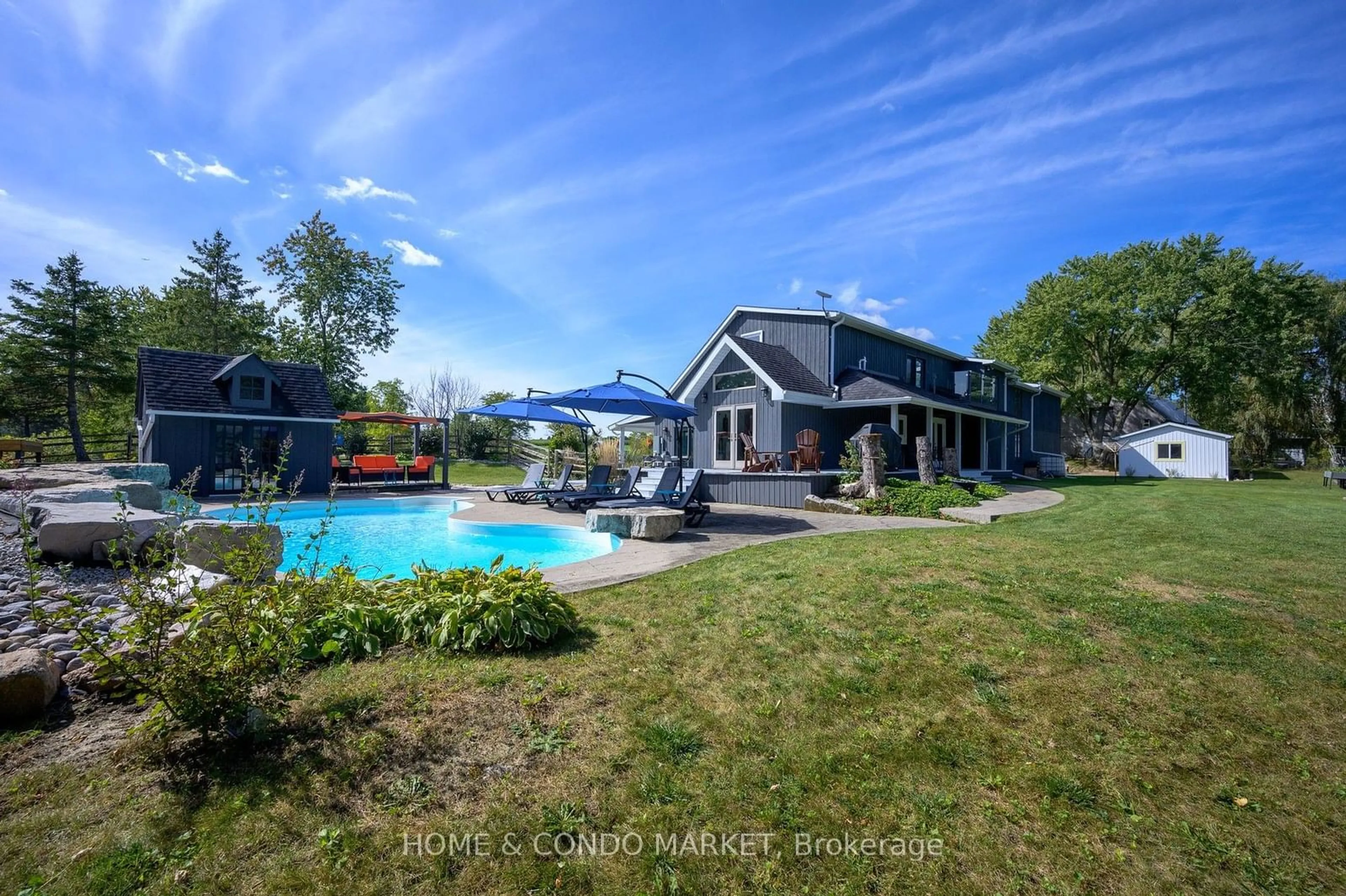 A pic from outside/outdoor area/front of a property/back of a property/a pic from drone, water/lake/river/ocean view for 15391 Mount Hope Rd, Caledon Ontario L7E 3L5