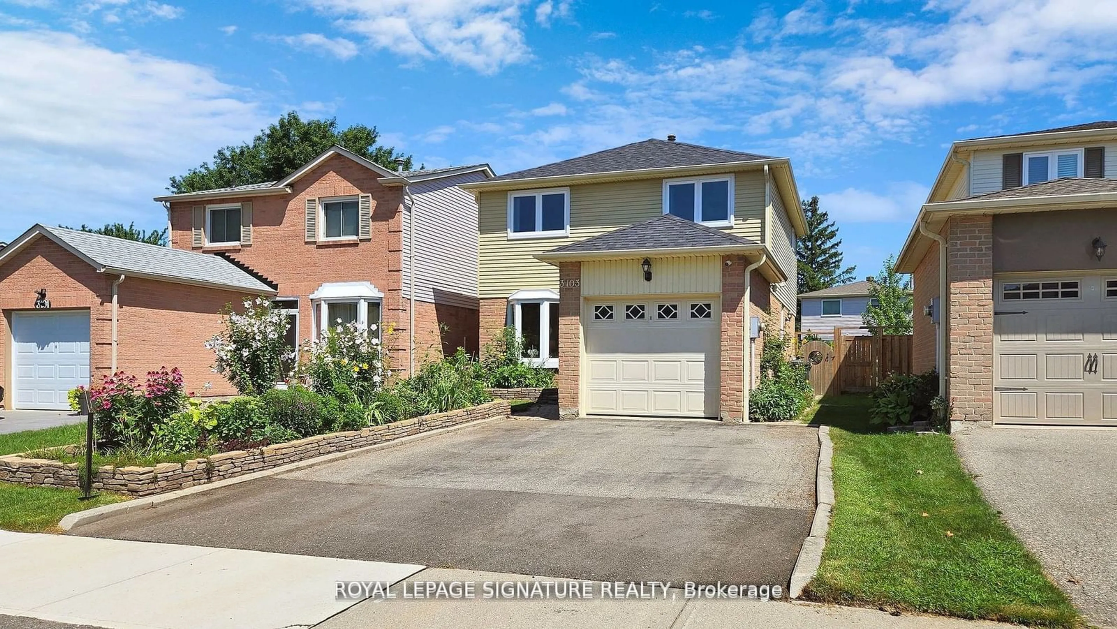 Home with brick exterior material, street for 3103 Keynes Cres, Mississauga Ontario L5N 2Z9