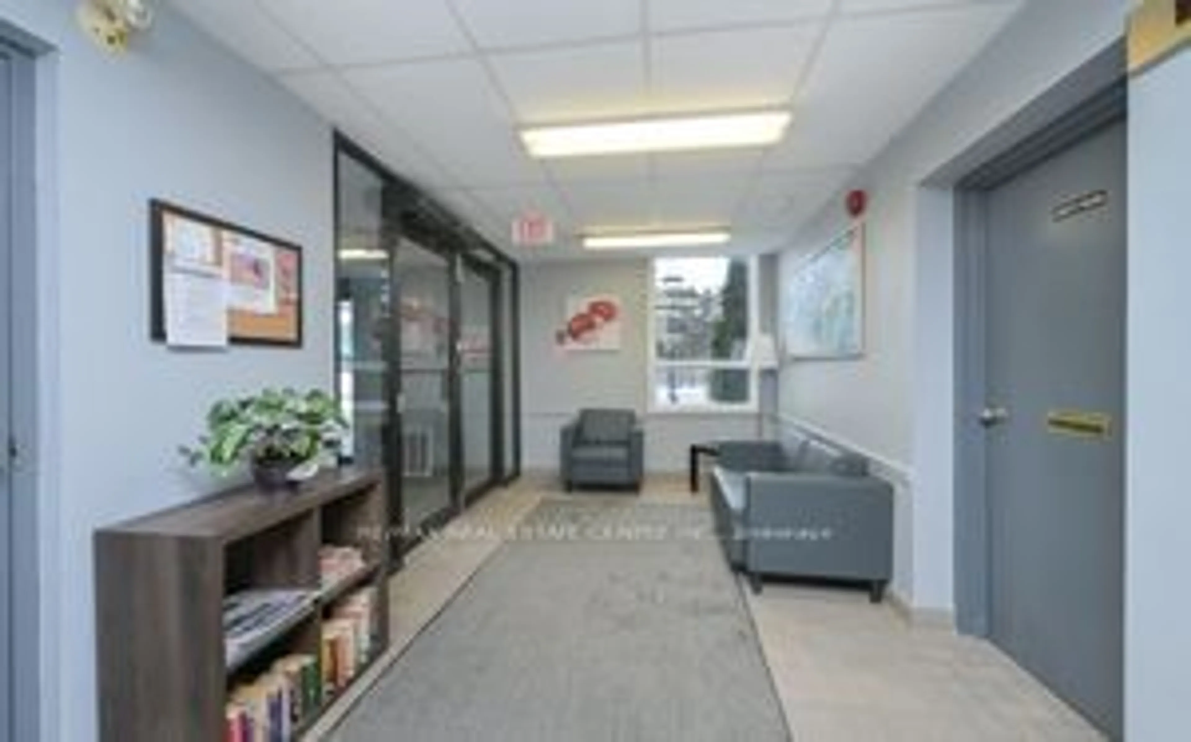 Indoor foyer for 16 Fourth St #28, Orangeville Ontario L9W 4N7