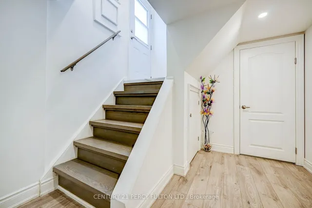 Additional property image - 12 Rollins Pl