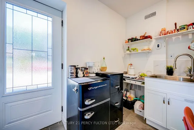 Additional property image - 12 Rollins Pl