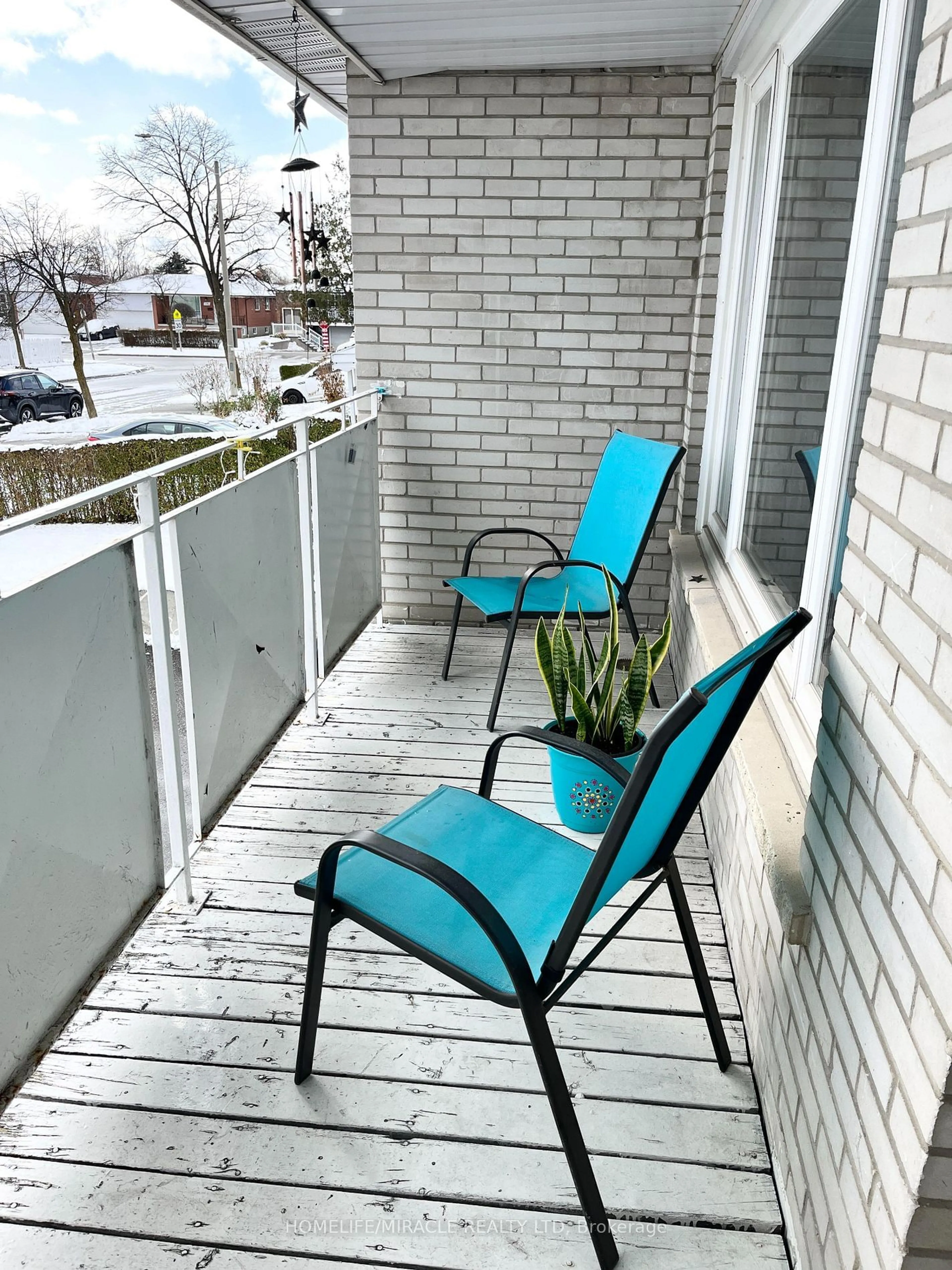 Balcony in the apartment, street for 3323 Jolliffe Ave, Mississauga Ontario L4T 1V6