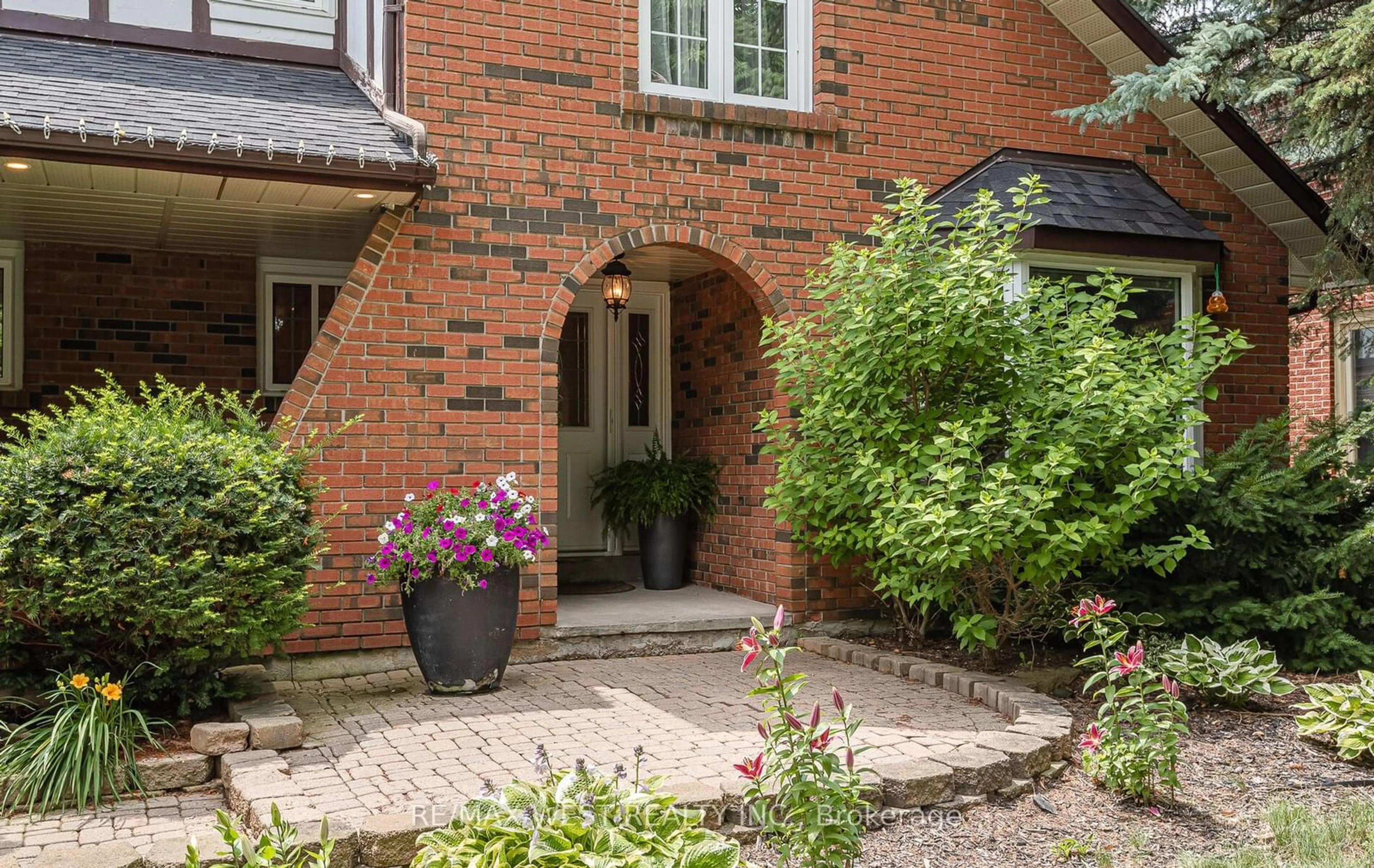 Home with brick exterior material, street for 12 Axminster Rd, Brampton Ontario L6Z 1T1