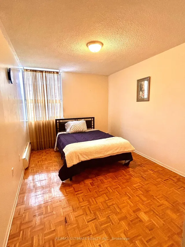 Additional property image - 151 La Rose Ave Unit 409