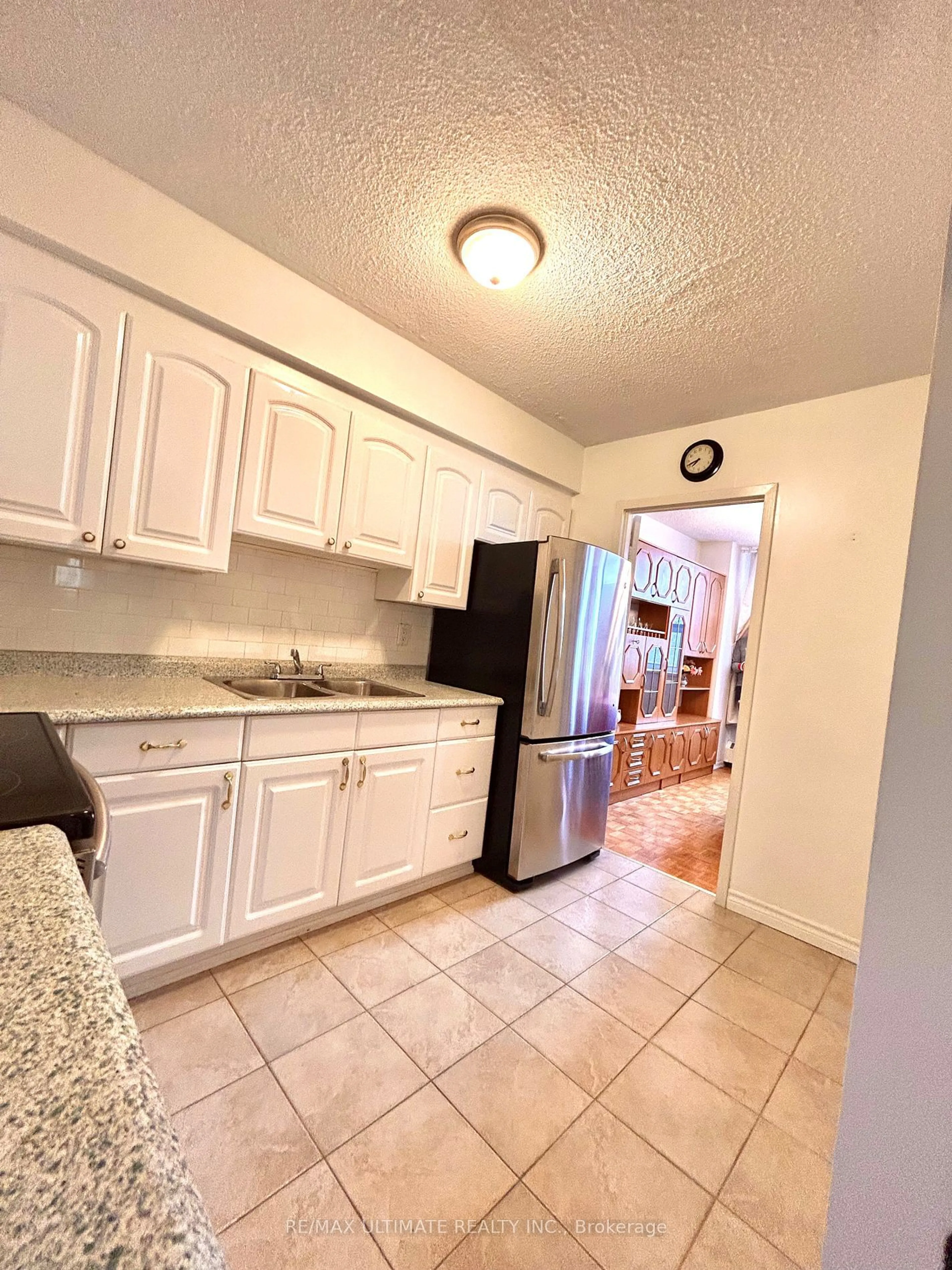 Standard kitchen, unknown for 151 La Rose Ave #409, Toronto Ontario M9P 1B3